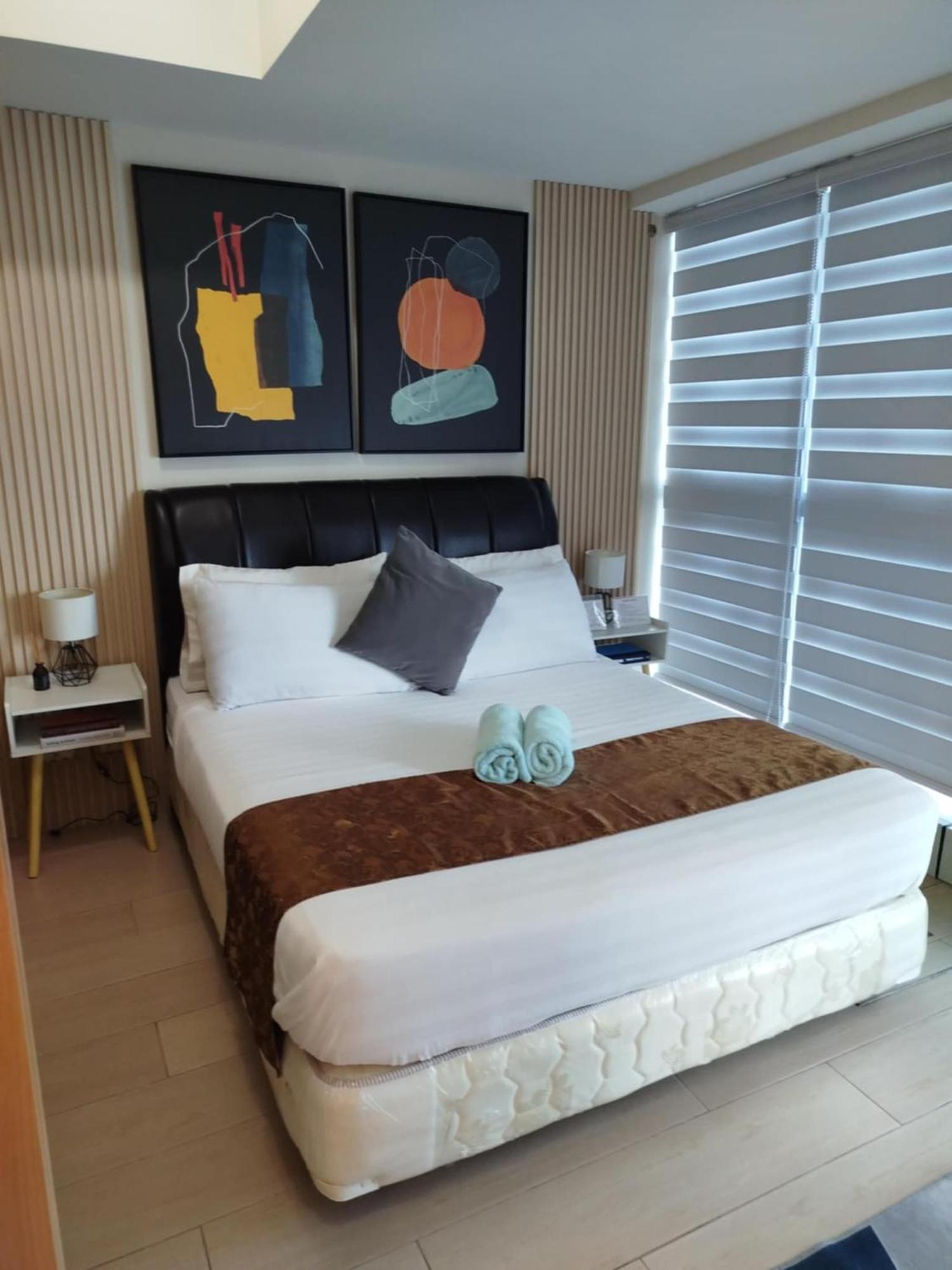 Uptown Parksuites Tower 1 Bgc Taguig Extérieur photo